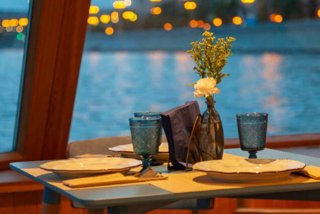 Sunset Dinner Cruise in Alexandria