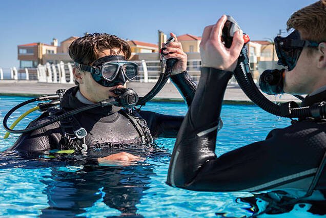 Refresher Diving Course (Scuba Review)