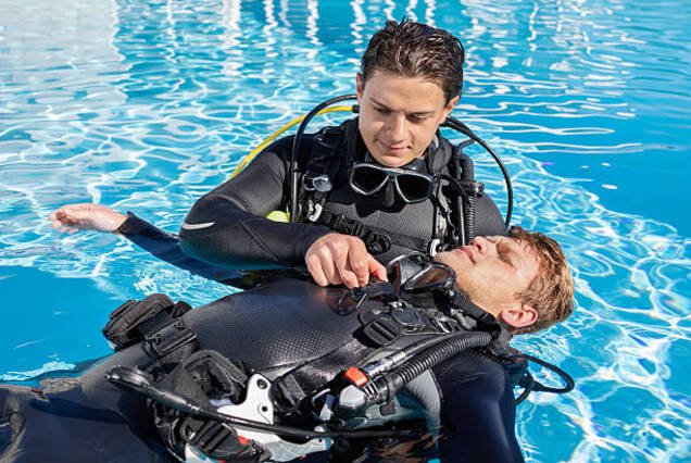 2-Day PADI Rescue Diver Course